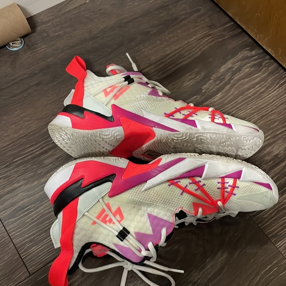 Jordan'Why Not?'Zer0.3 SE - Picture 4 of 7